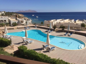 Отель Sharks Bay Oasis Apartment  Шарм-Эль-Шейх